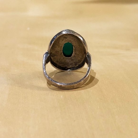 Vintage 1990s Sterling Silver Marcasite & Green Agate Statement Ring • S9 - Picture 4 of 5